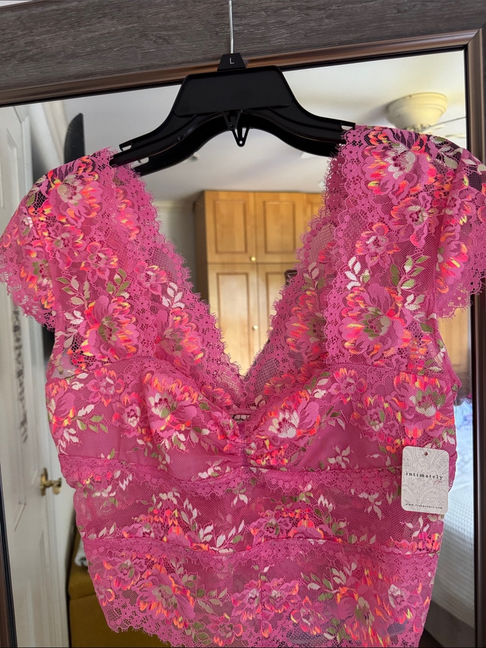 Women's Pink Floral Lace V-Neck Top Intimately by Free People🍀